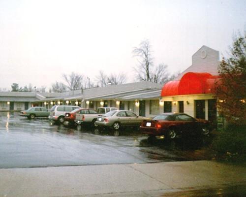 Red Carpet Inn Greensboro Ngoại thất bức ảnh